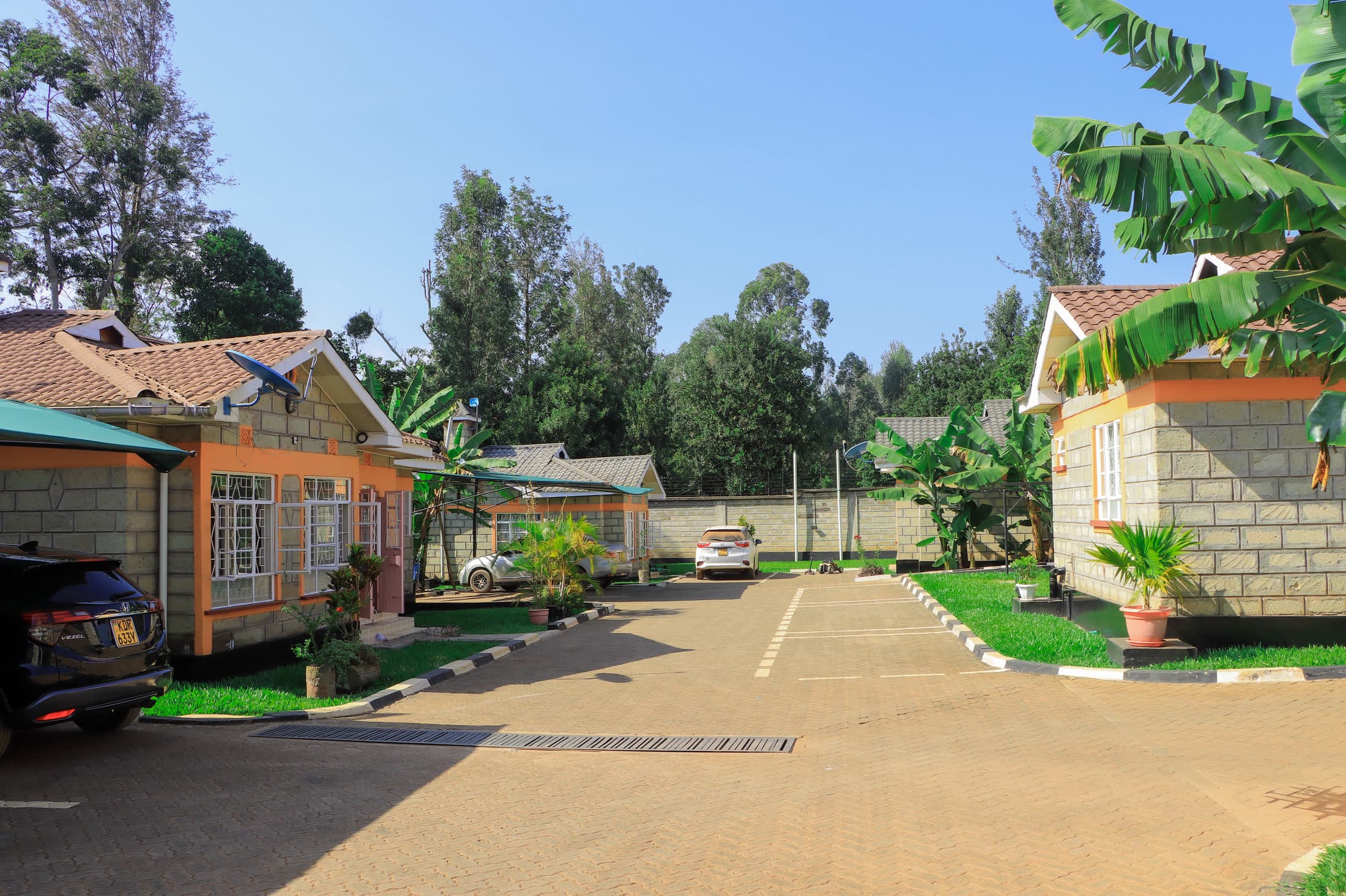 The Rivers Court gated estate compound near Meru town, photo 6