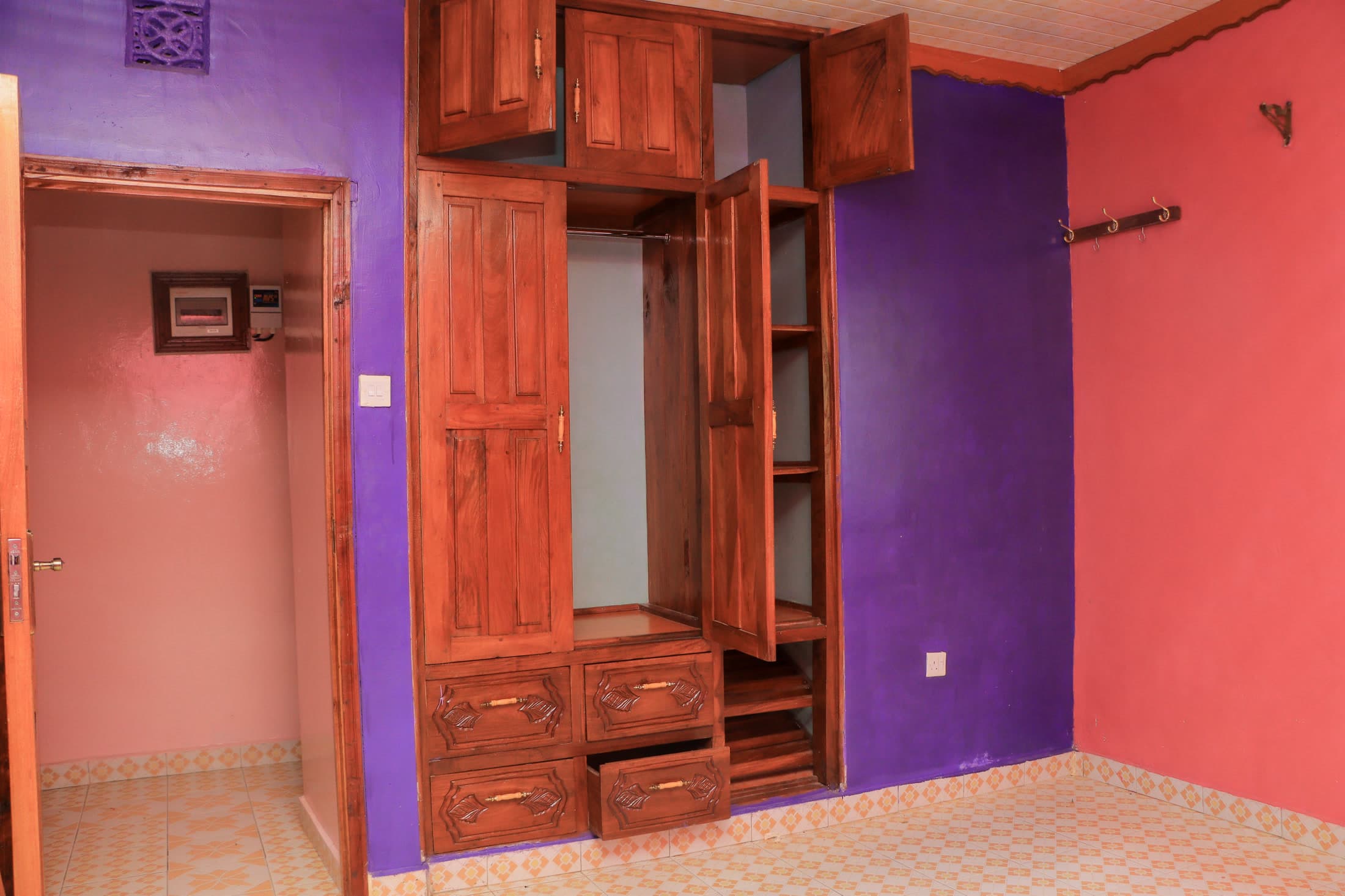 3 Bedroom with SQ for rent in Meru — The Rivers Court, photo 2