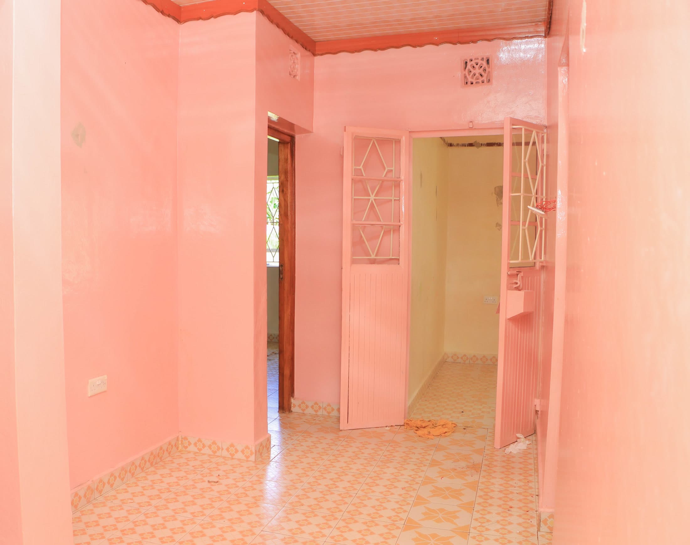 3 Bedroom with SQ for rent in Meru — The Rivers Court, photo 5