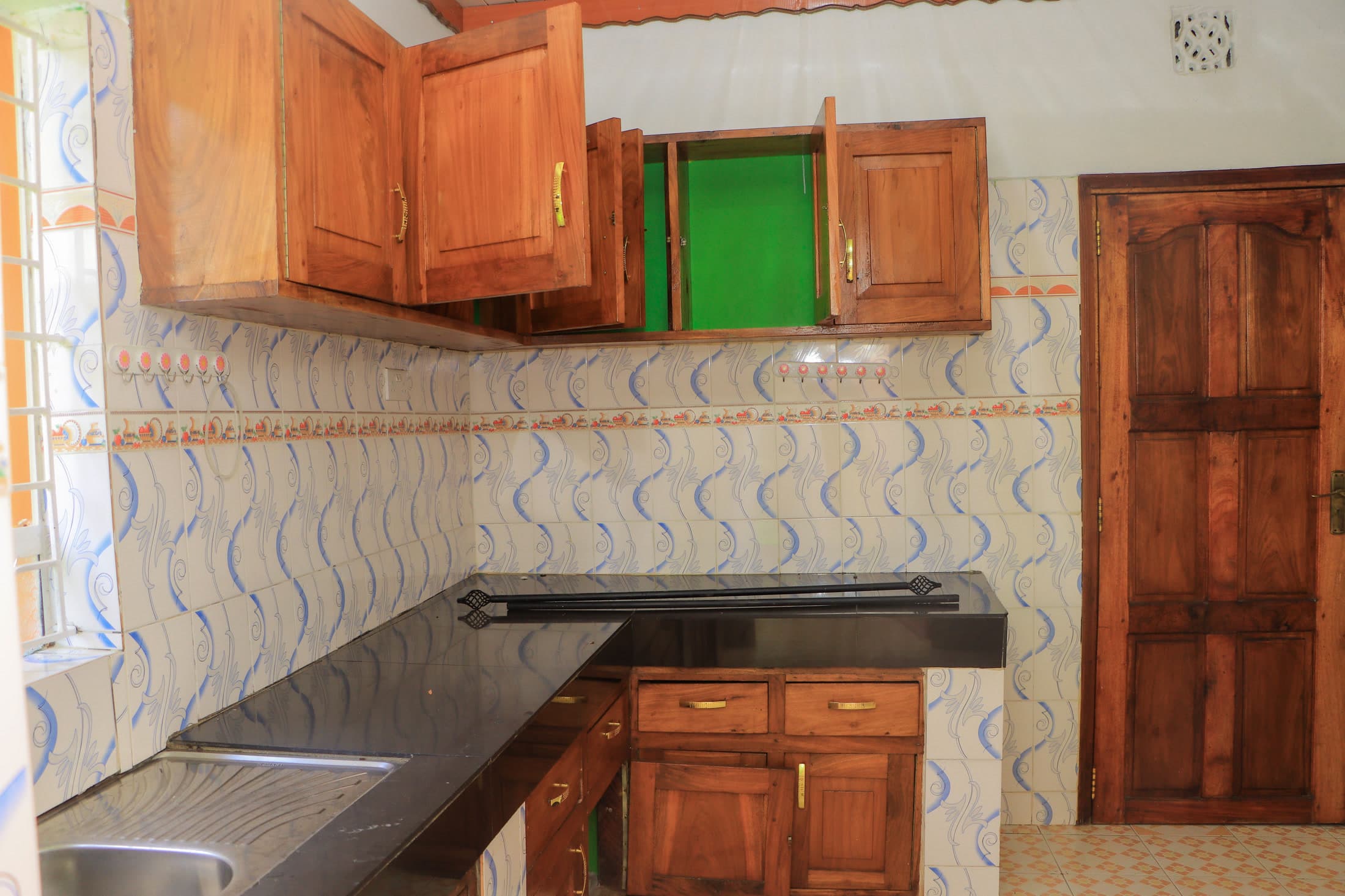 3 Bedroom with SQ for rent in Meru — The Rivers Court, photo 8